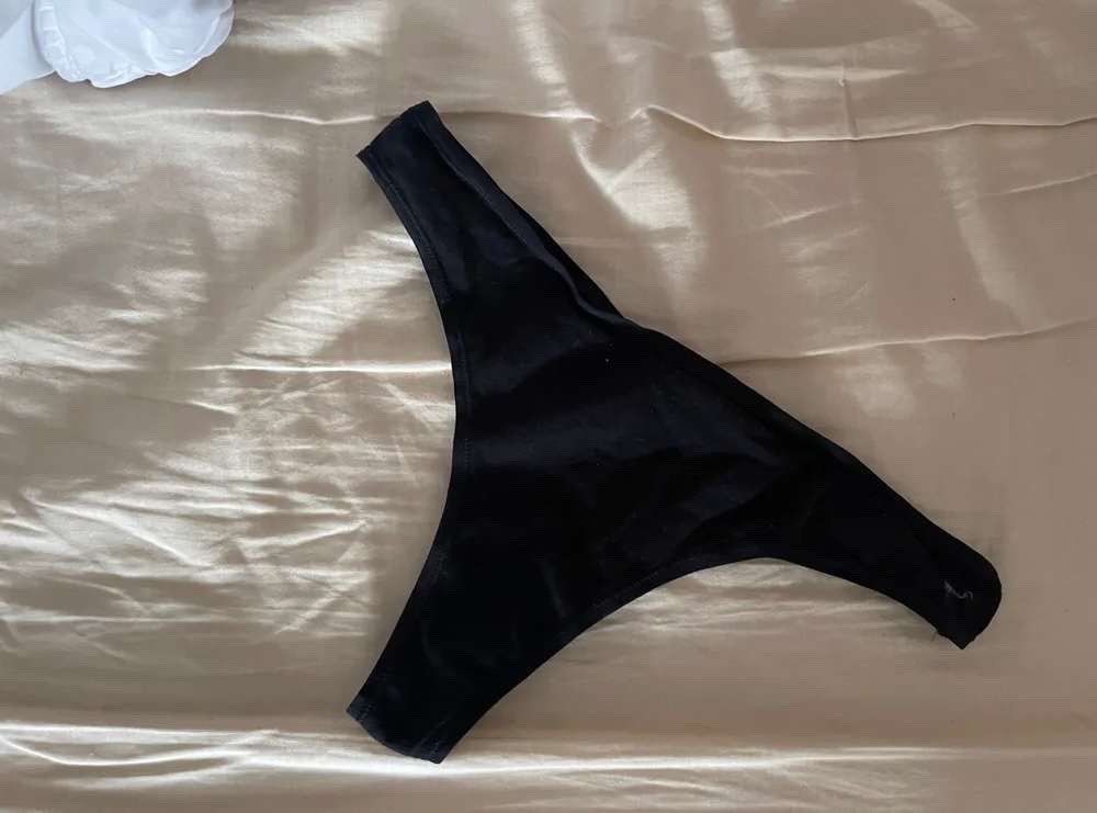 Exklusive Stücke für private Sammlungen - Maßgeschneiderte Anfragen willkommen   Size XS