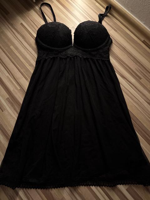 Schwarzer getragene Nachtwäsche/Dessous Size XS