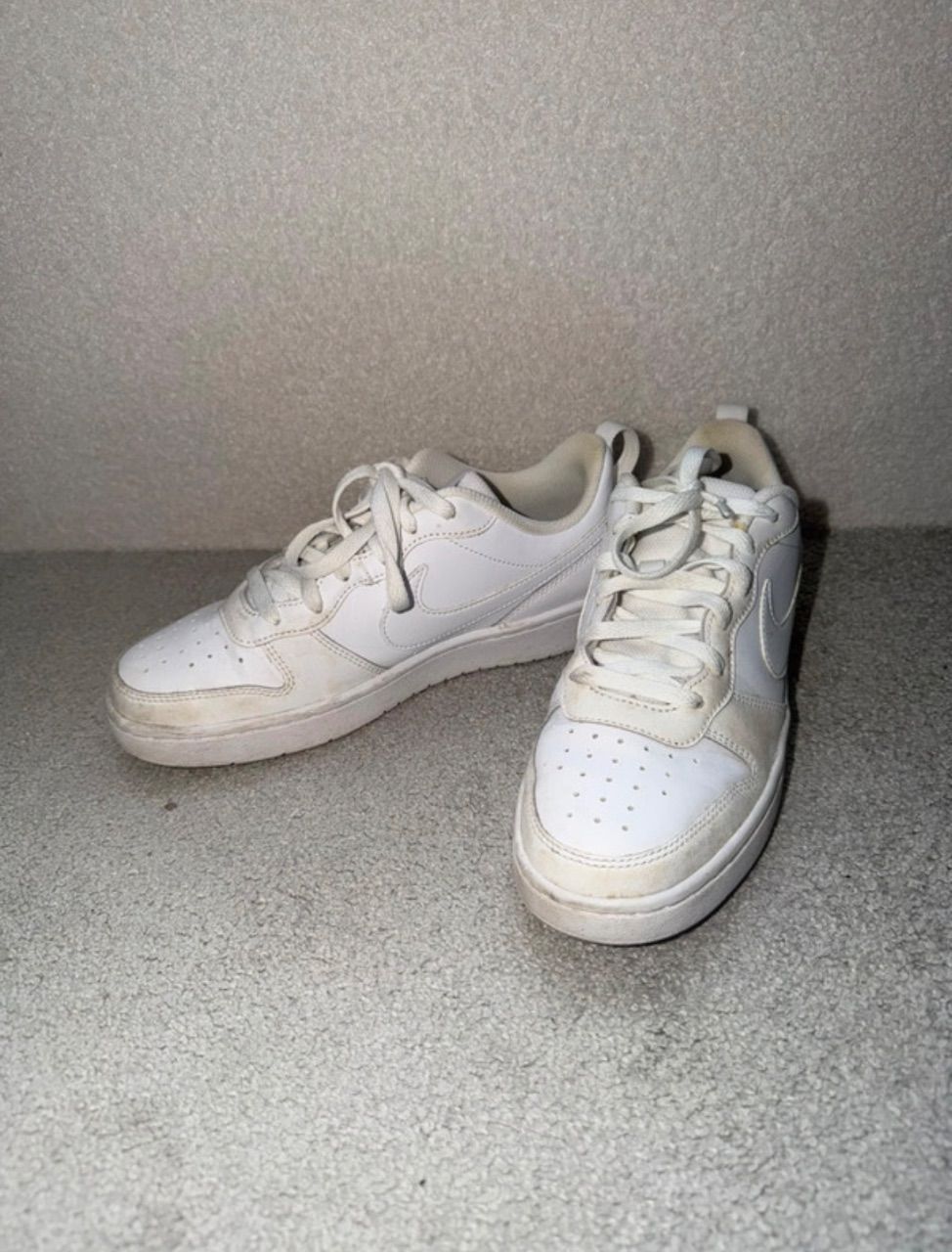 nike  nike schuhe: weiß creme gr 39 Size 39