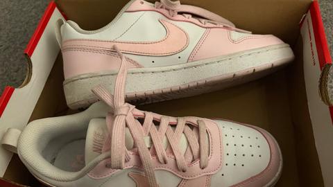 Pinke Nike Schuhe
