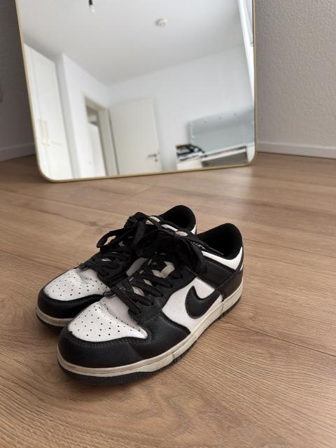 Nike Nike Schuhe Size 37