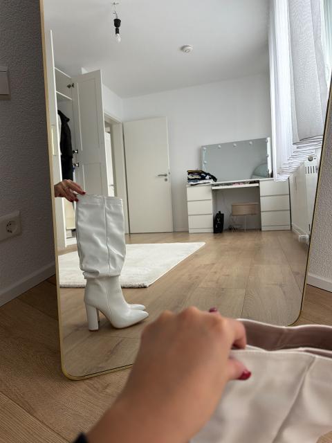 Keine Stiefel weiß Size 37