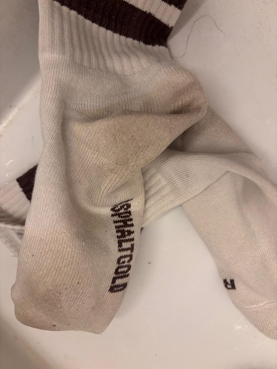 Vollgeschwitzte Socken