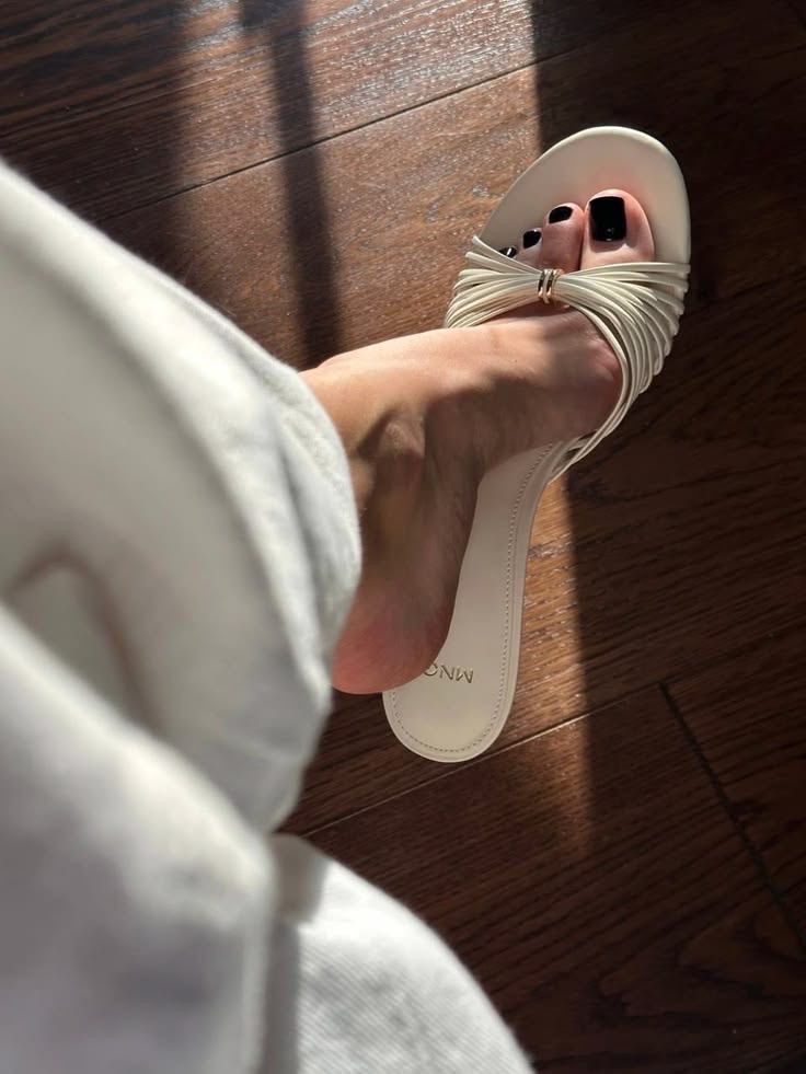 Can you spoil me a little? 🤭 Size XXS