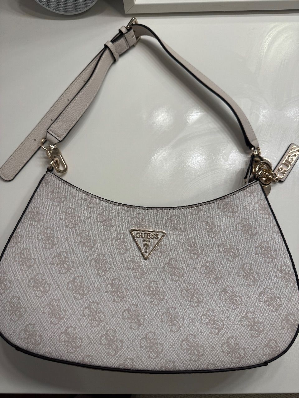 GUESS Guess Tasche weiß