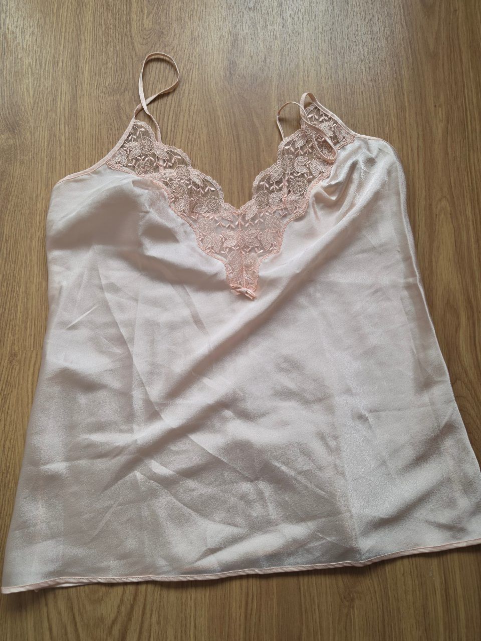 Ohne Marke Süßes Spitzentop aus Satin Seide  Size S