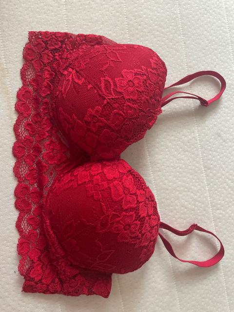 H&M Roter getragener Bh Size M