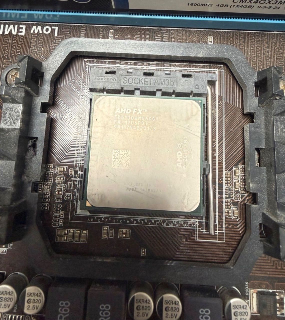 AMD AMD FX6100 3,3Ghz