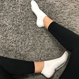 Weiße, getragene Socken Size S