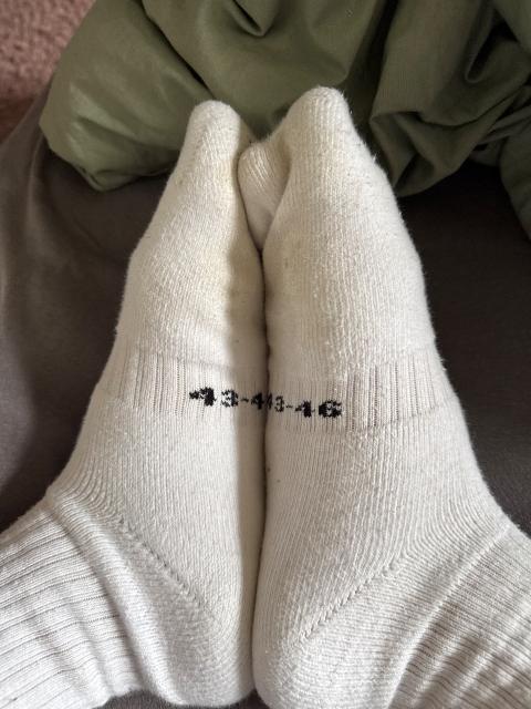 Ohne Marke Stinkende Socken 2 Tage alt