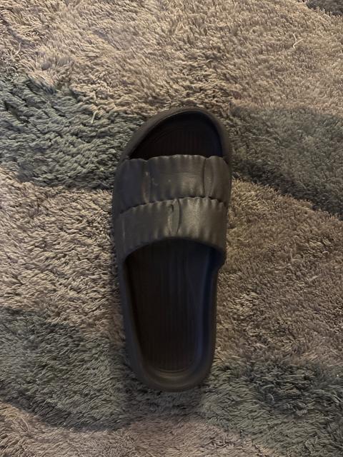 Schwarze schlappe Size 40