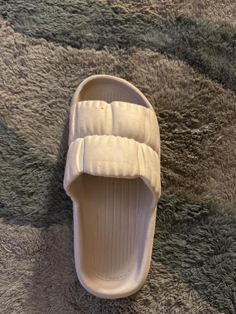 Keine Graue schlappe Size 39