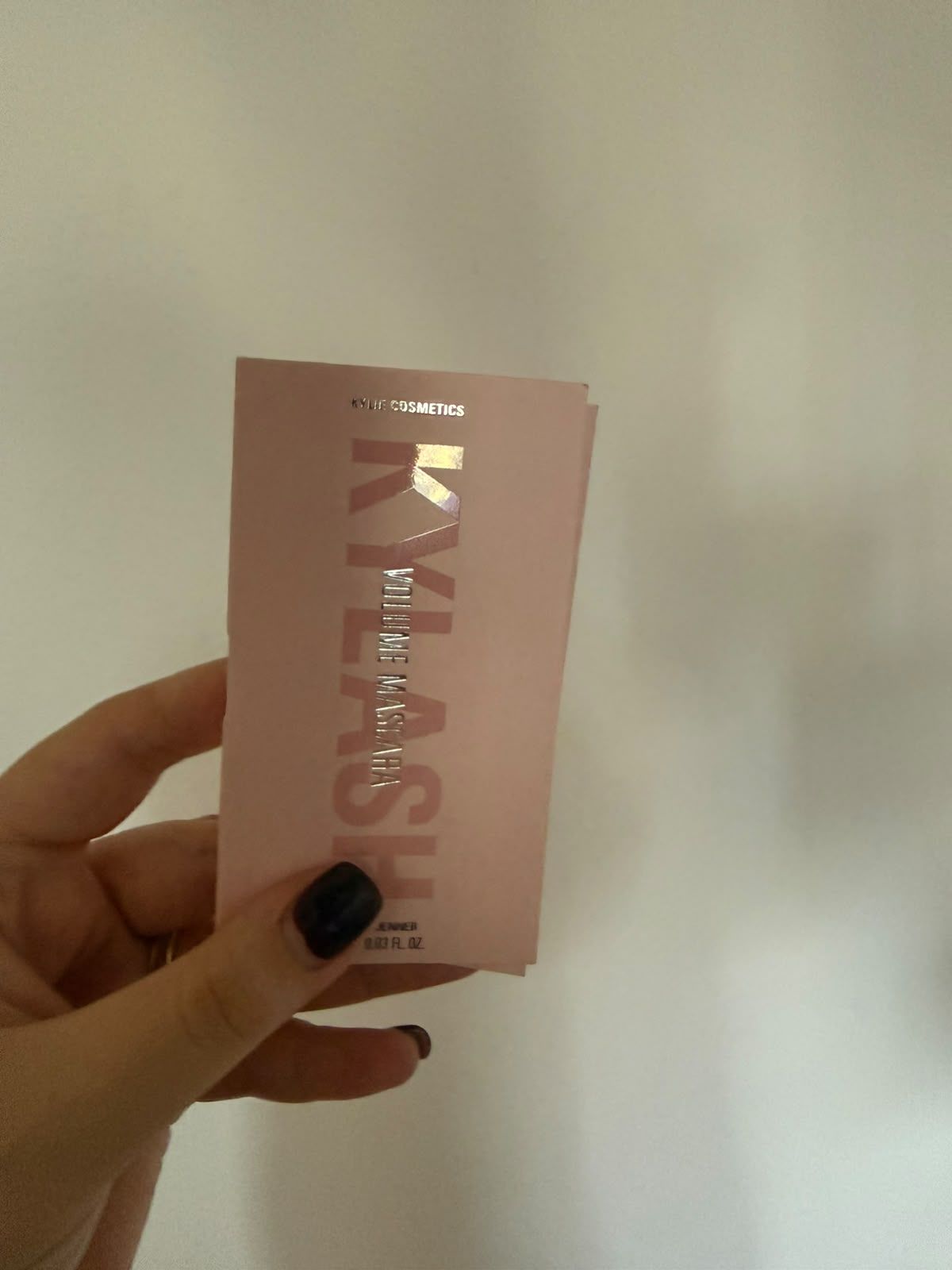 Kylie Cosmetics Kylash Volume Mascara