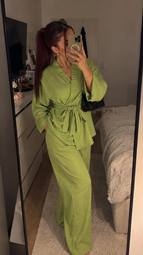 Limettengrünes 2-teiliges Set – Wickeloberteil & Hose - M Size M
