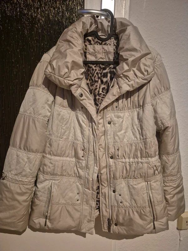BONITA Winterjacke Size M