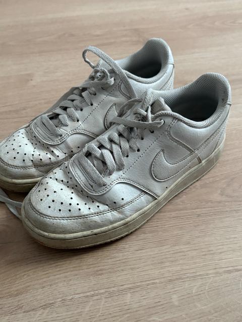 Nike Nike Schuhe Size 39