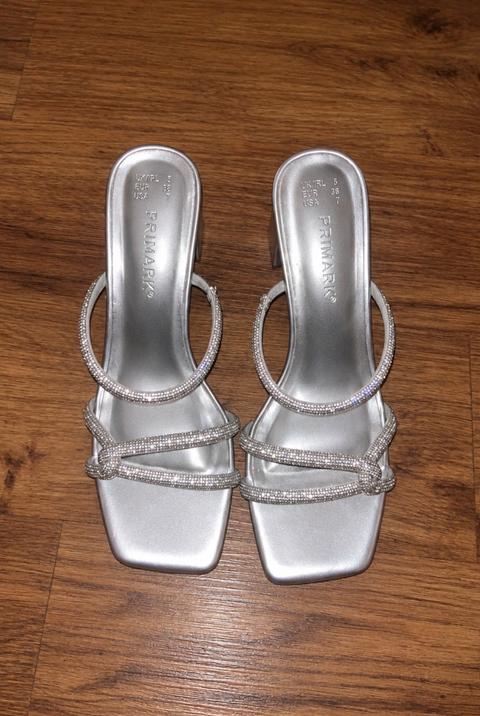 High heels 🤍 Size 38