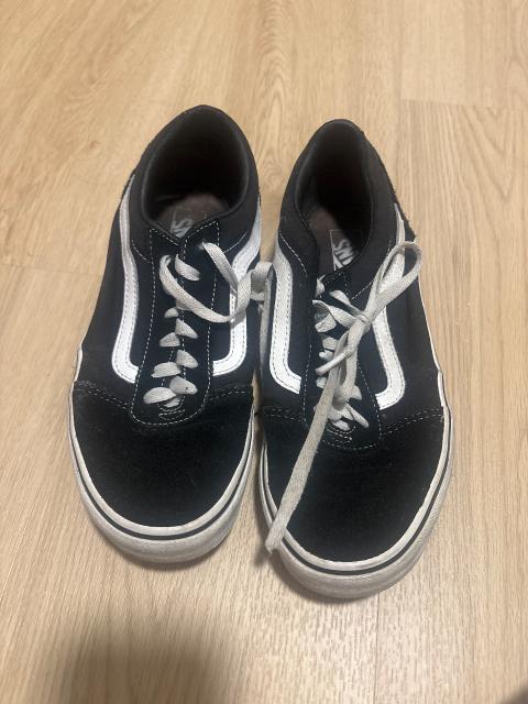 Getragene Schuhe