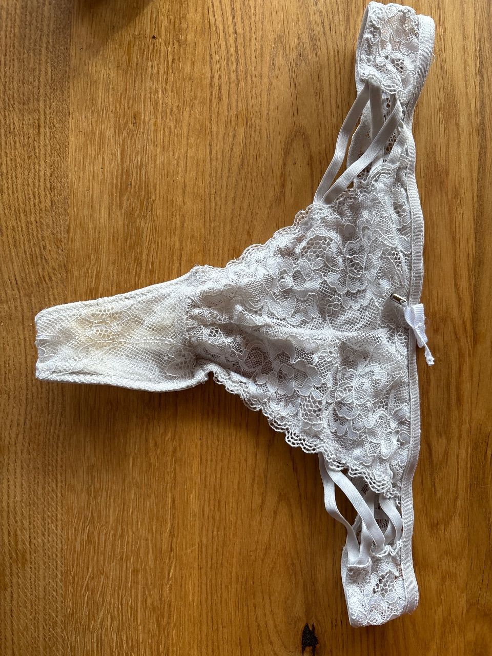 Ohne Marke Weißer Spitzen Tanga sehr gebraucht  Size XS