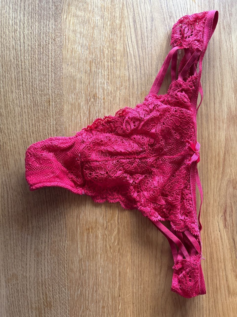 Ohne Marke Roter Tanga mit Spitze  Size XS