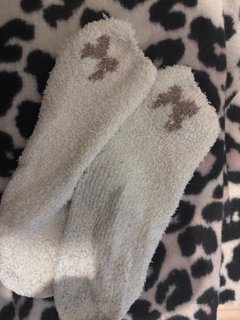Ohne Marke Kuschelsocken in Boots getragen Size XS