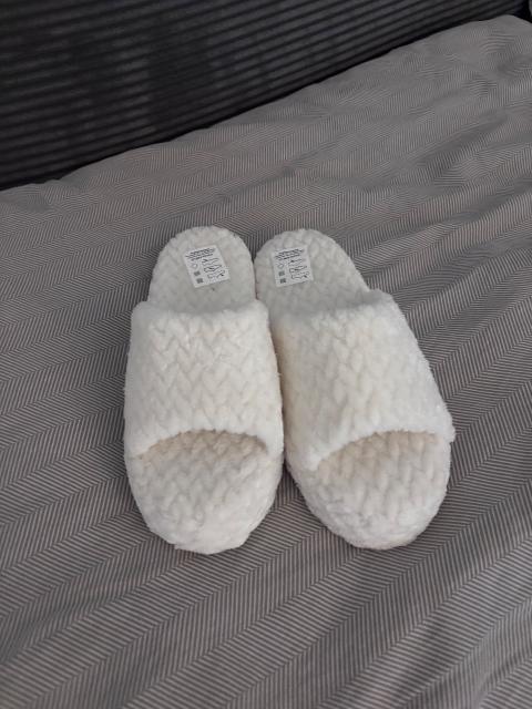 Ohne Marke NOCH neue Hausschuhe Weiß Size 38