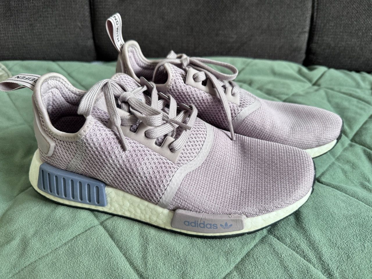 Adidas Sneaker Size 40