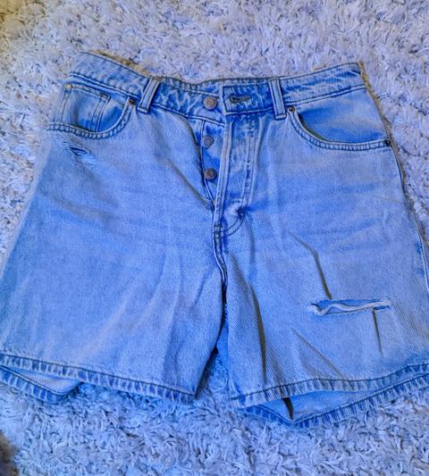 H&M Jeans-Shorts mit Knöpfen Size S