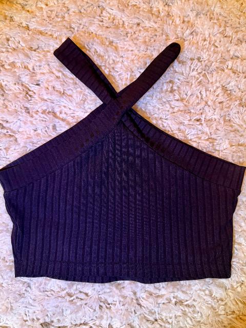 Top mit gekreuzten Trägern Size S