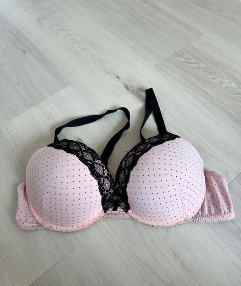 New Yorker Rosa BH mit schwarzen Punkten und Spitze Size L