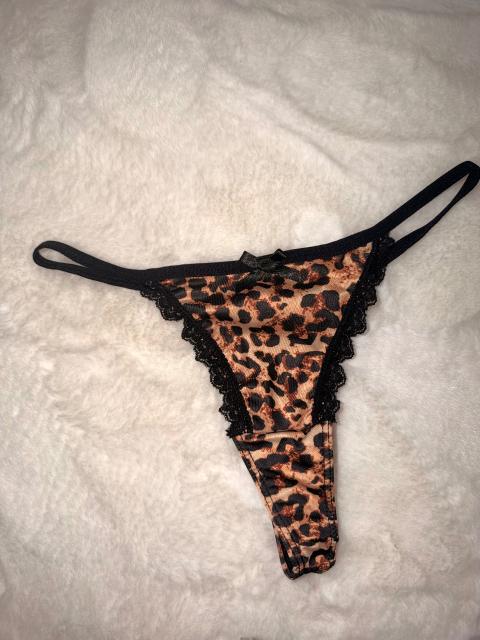 Schwarzer Leo-string Size XS