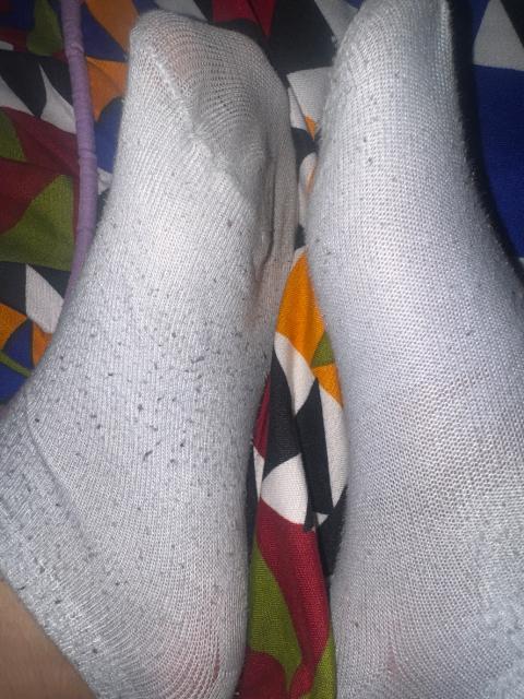 Ohne Marke Getragne Socken zu verkaufen 😝 Size M