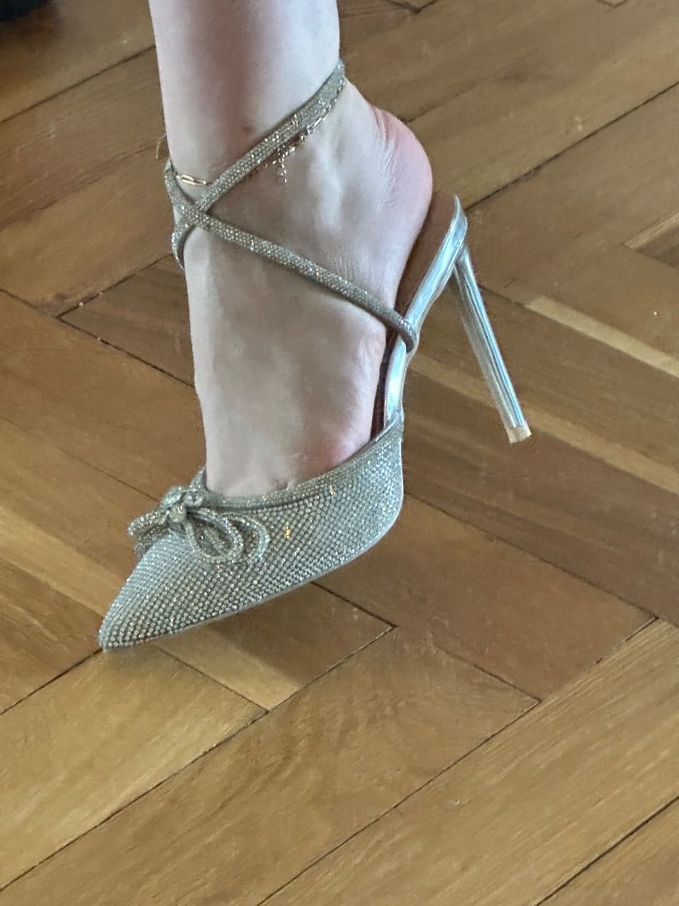Getragene Glitzer Heels 