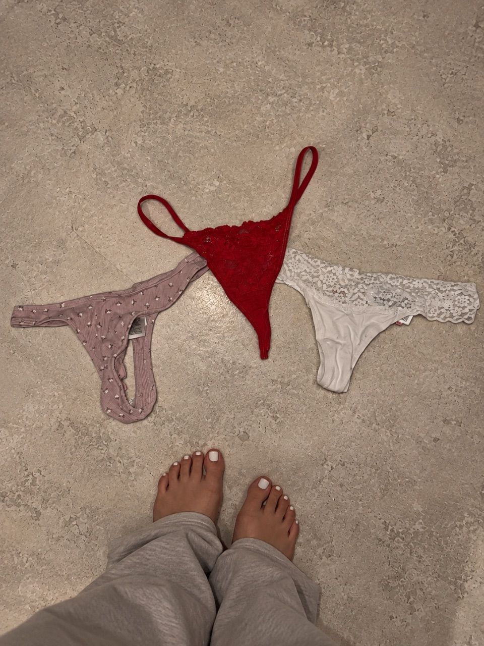 ❤️‍🔥 3er-Pack getragene Tangas – Rot, Rosa & Weiß | Fetisch
