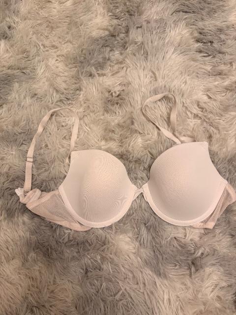 Weißer oft getragener BH 🥰 Size S