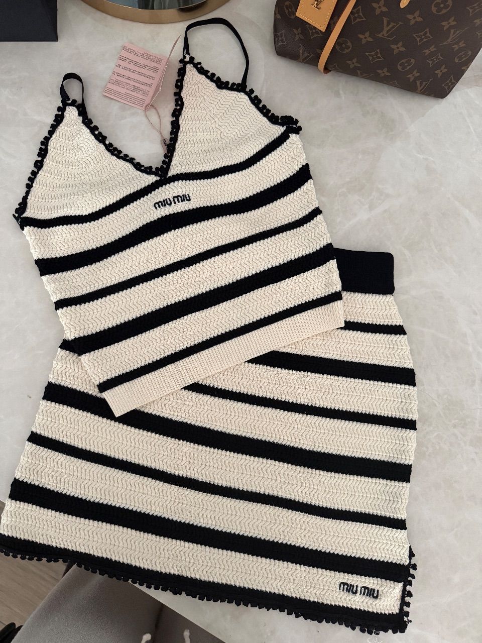 M Set  Size M