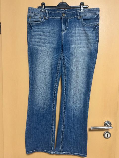 Ohne Marke Maurices Y2K Bootcut Jeans Gr. 44 / 46 (US 16) Bestickt 2000er Flare Size XXL