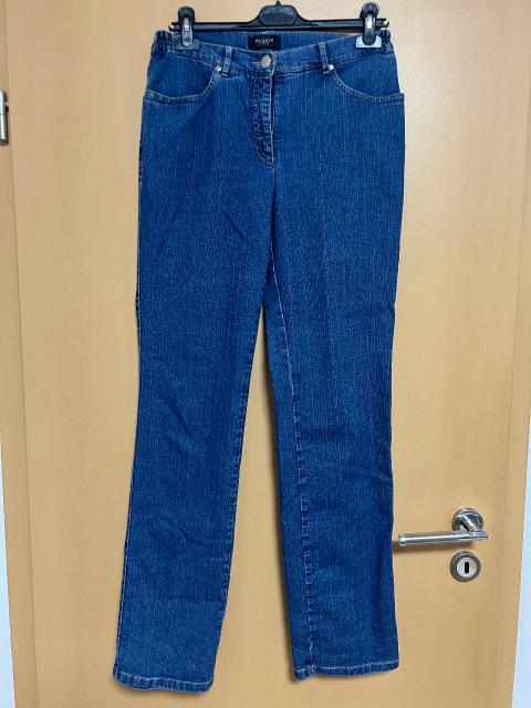 Ohne Marke Bexleys Woman Straight Leg Jeans Gr. 36 / 38 Dunkelblau High Waist Size S