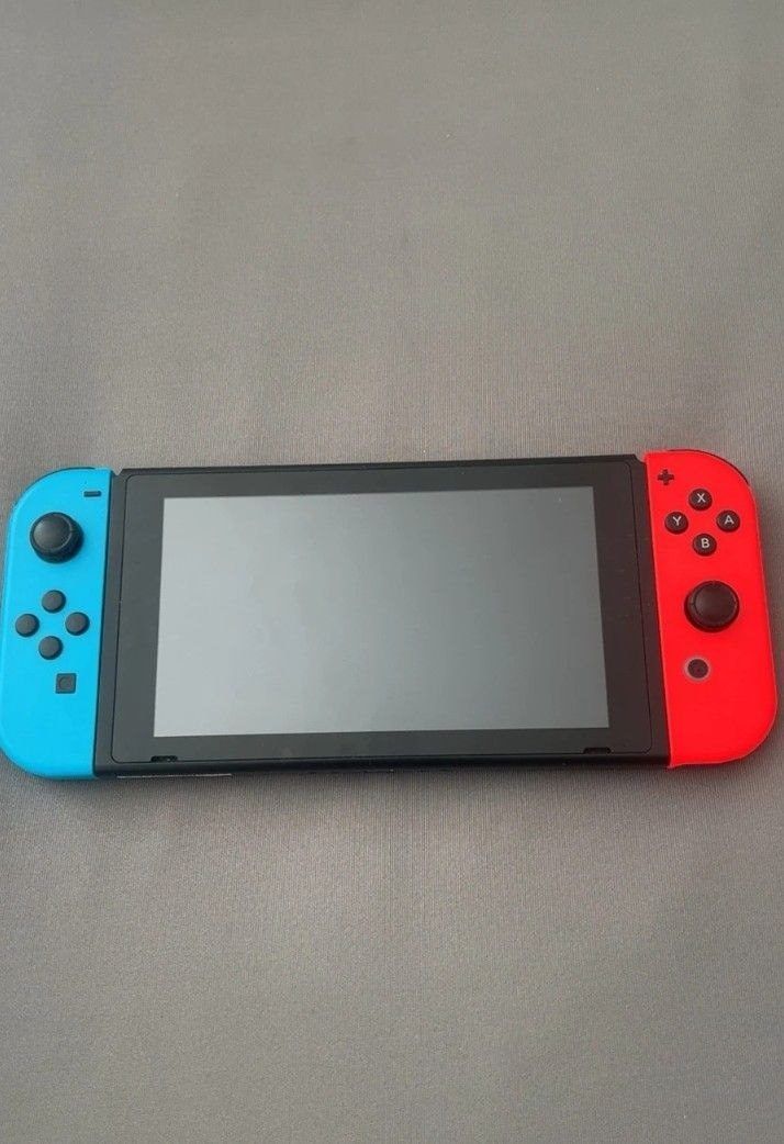 Nintendo Switch Konsole