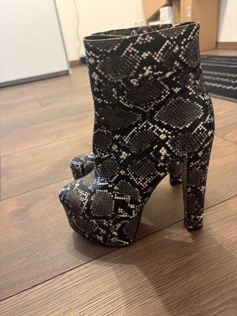 Ohne Marke High Heels Size 40