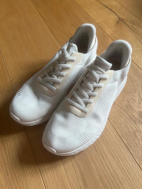 Sneaker Size 40