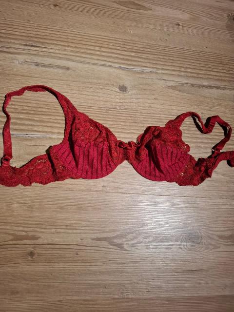 Getragener BH Size M