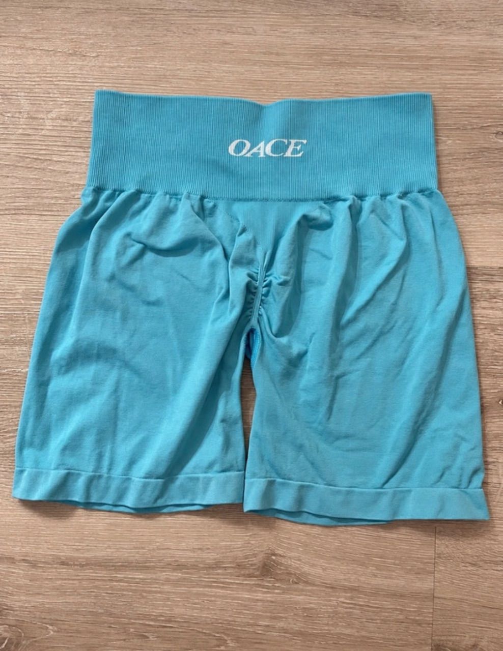 OACE High-Waist Sportshorts Türkis Gr. M – neuwertig