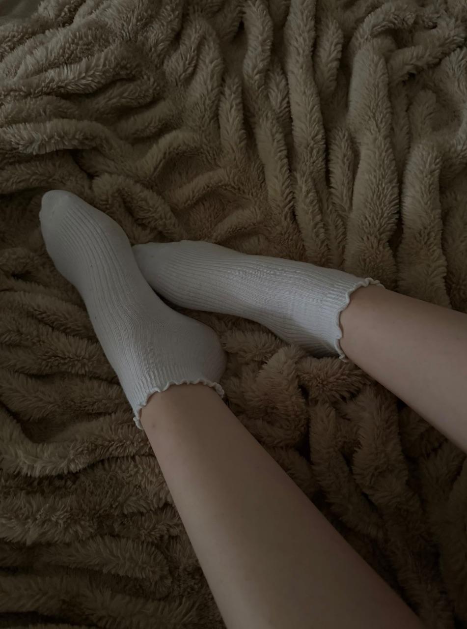 Weiße Spitzensocken