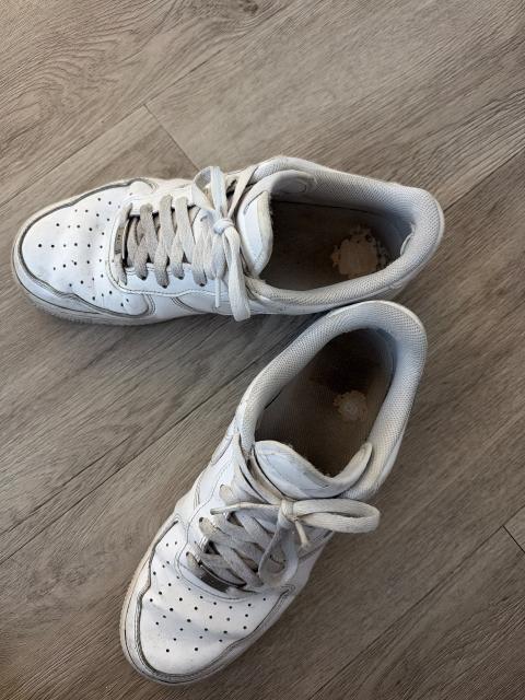 Nike Schuhe an Geruchs Liebhaber Size 45