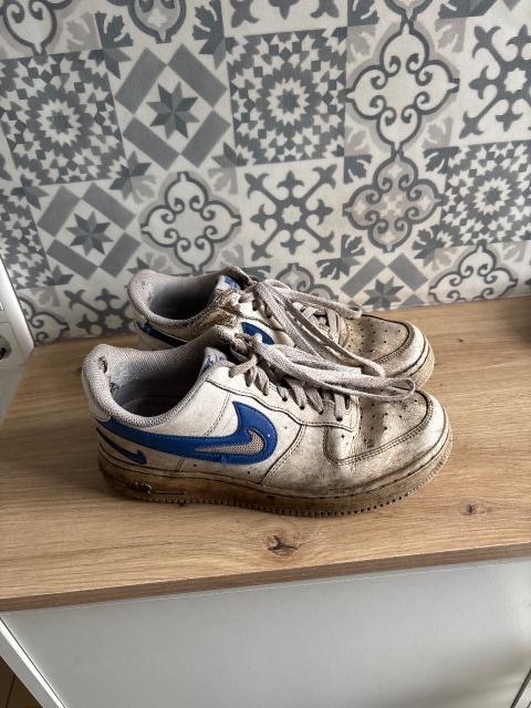 Alte Nike Schuhe