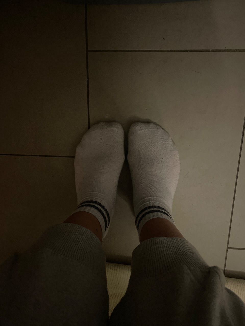 Fußbilder, Socken…