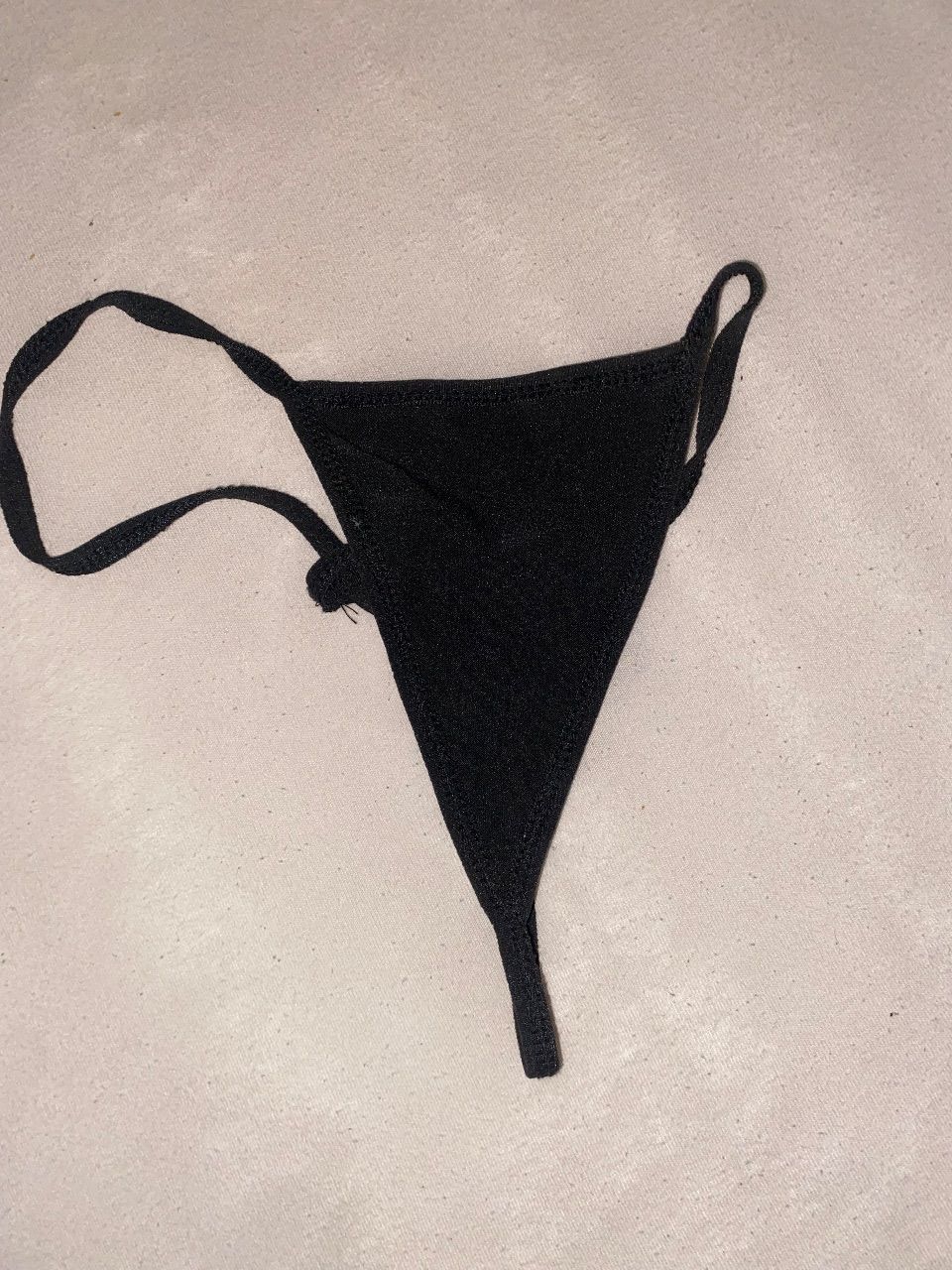 Schwarzer String (oft getragen) Size S