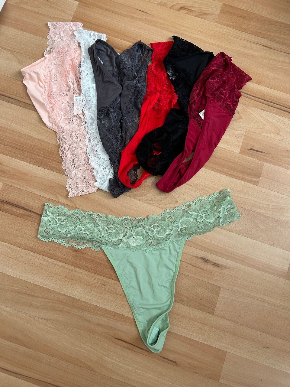 Getragene Unterwäsche / Tangas Size 4XL