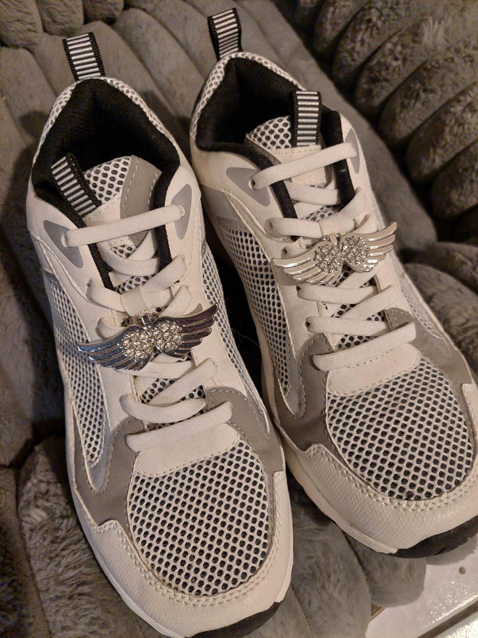 Sneaker weiß-schwarz